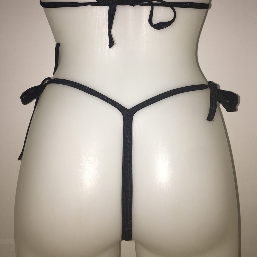 Bikini - Picture 6 of 6